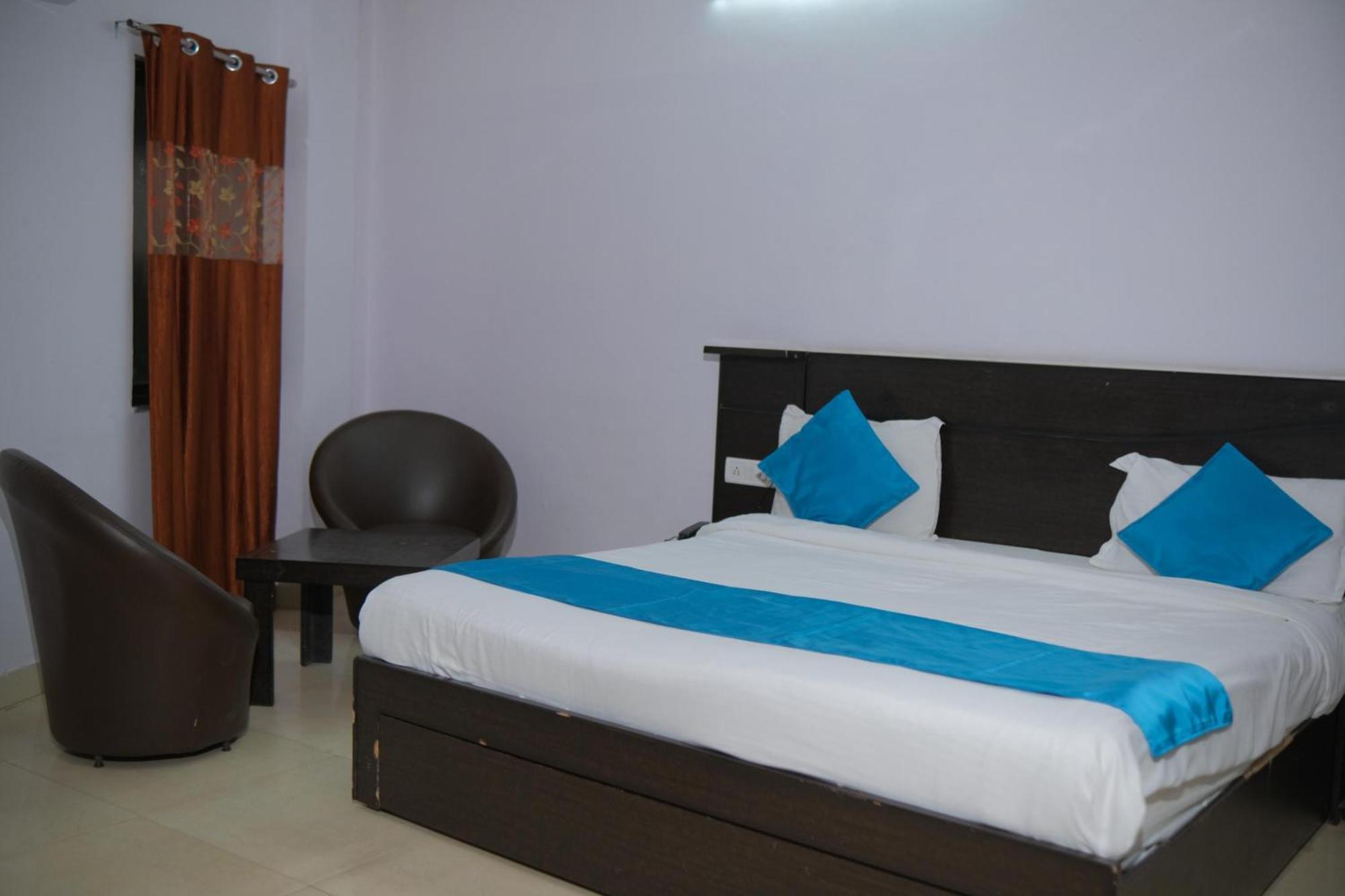Hotel Quality Time Udaipur Exterior photo