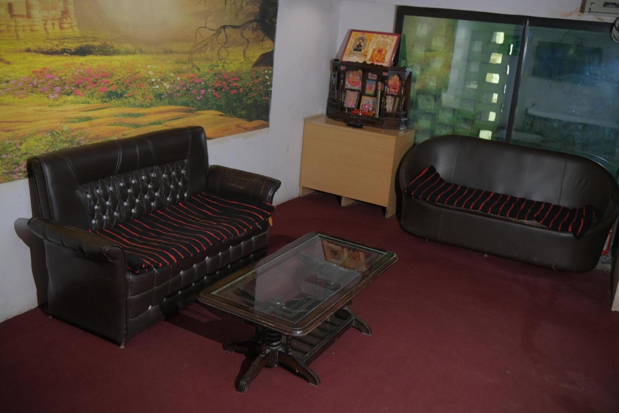Hotel Quality Time Udaipur Exterior photo